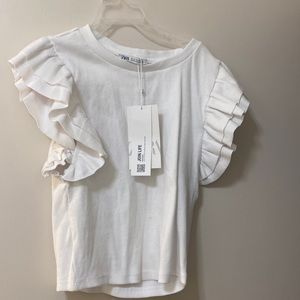 ZARA Ruffled Sleeveless Top - White. Size: Medium. NEVER WORN